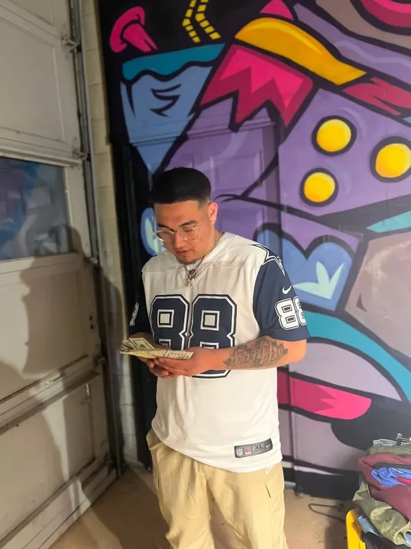 IXIKK, artist